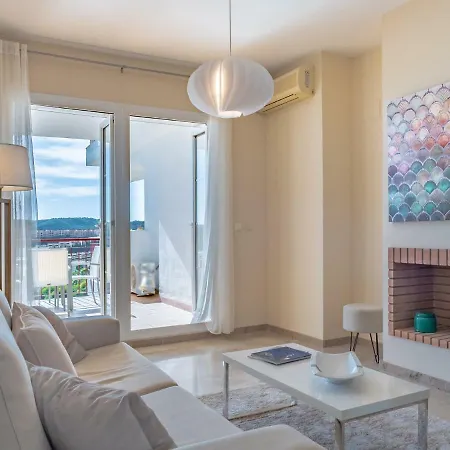 2270-amazing New 2 Bedrooms With Furnished Terrace *