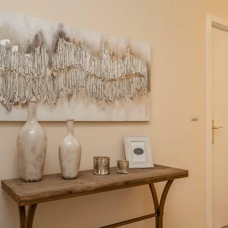 2270-amazing New 2 Bedrooms With Furnished Terrace Apartment *